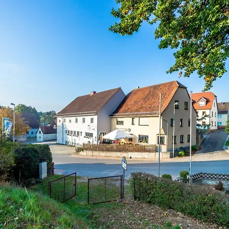 Hotel Alte Post 2*