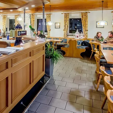 Hotel Alte Post 2*